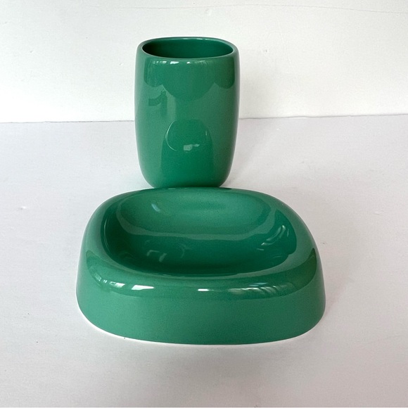 Vintage Bathroom Accessories Set 1980s - Picture 8 of 12